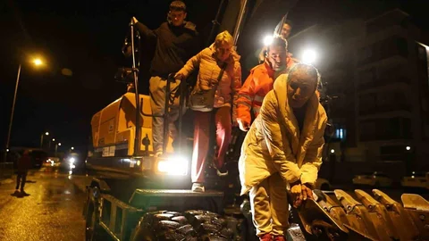 Antalya'da Hortum ve Fırtına İle Mücadele