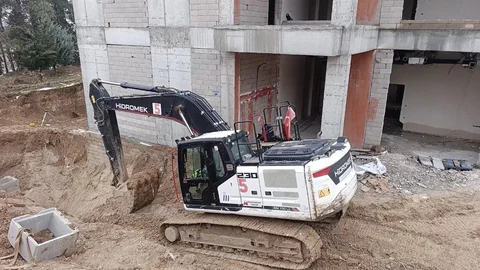 İş Makinesi Kazasında İşçi Hayatını Kaybetti