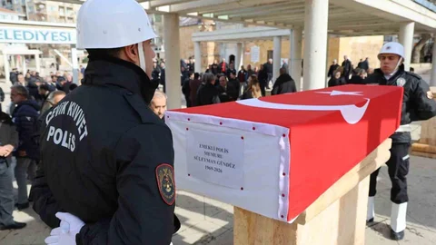 Kırşehir'de Emekli Polis Memuru Uğurlandı