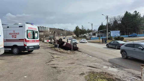 Eskişehir'de Takla Atan Araçta Yaralı Yok