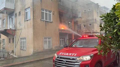 Gazipaşa'da İkinci Kat Yangını
