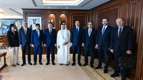 Adalet Bakanı Tunç Katar'da Görüşmelerde Bulundu