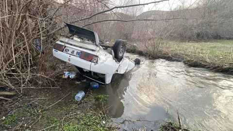 Yozgat'ta Otomobil Dere Yatağına Uçtu