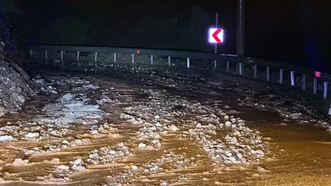 Marmaris’te Sağanak Yağış Etkili Oldu