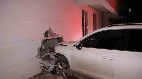 Nevşehir'de Kaçan Sürücü Kaza Yaptı