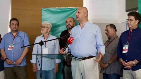 Karşıyaka'da Başkan Cicibaş Görevine Devam Edecek