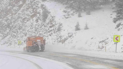 Antalya-Konya Yolunda Kar Yağışı Devam Ediyor