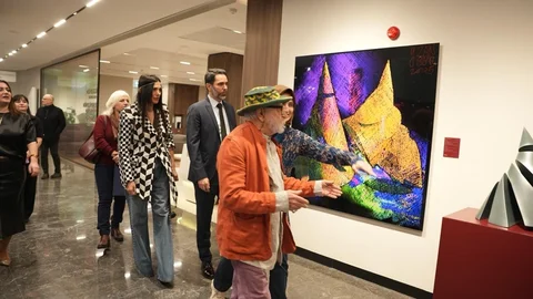 Yılmaz Zenger Koleksiyonu İstanbul'da Ziyarete Açıldı
