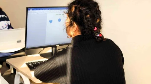 Özel Gereksinimli Bireylere Eğitim Desteği