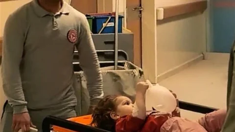 Bursa'da 2 Yaşındaki Çocuk Pencereden Düştü