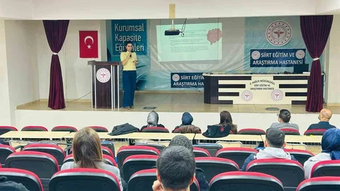 Siirt'te Kuduz Eğitimi Düzenlendi