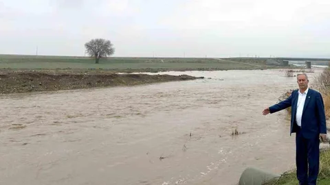 Araban Ovası'nda Sağanak Yağış Etkili Oldu