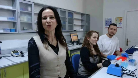 Isparta'da Tuz Gölü Bitkileri İnceleniyor