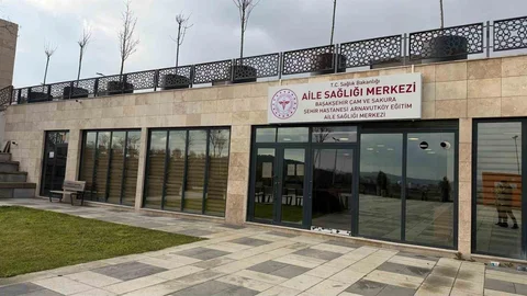 Çam ve Sakura Hastanesi Arnavutköy'de Hizmet Vermeye Başladı