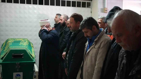 Sakarya'da Hayatını Kaybeden Tır Sürücüsü Defnedildi