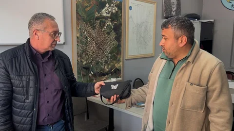 Muratlı'da Örnek Davranış: Bulunan Çanta Sahibine Ulaştırıldı
