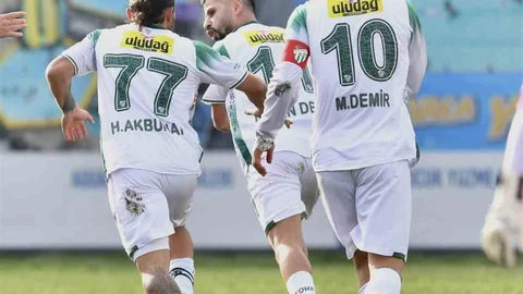 Bursaspor, Arnavutköy Belediyespor'u Deplasmanda Yendi