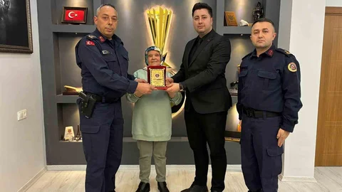 Bilecik'te Jandarma Vakfı'na Bağış Yapıldı