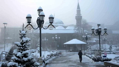 Doğu'da Dondurucu Soğuklar Devam Ediyor