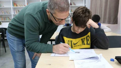 Gönüllü Öğretmenler LGS İçin Destek Veriyor