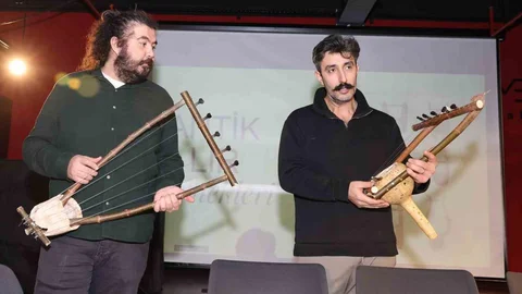 Çocuklar Bursa'da Lir Tasarladı