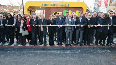 Menemen'de Bebek Bakım Kabinleri Açıldı
