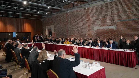 İstanbul'da Özel Halk Otobüslerine Yaptırım Kararı Reddedildi