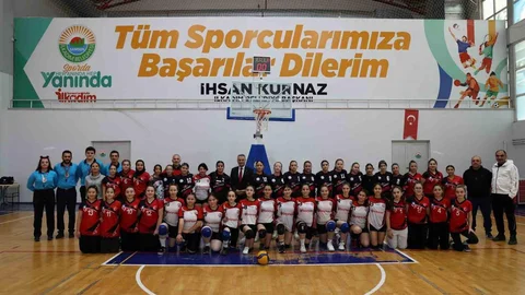 İlkadım'da Sporculara Eğitim Desteği