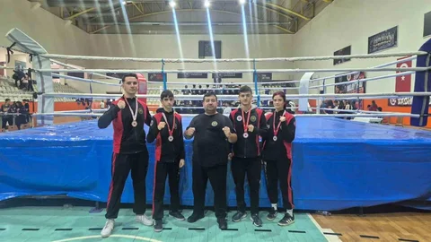 Manisa Muaythai Takımı'nın Başarısı