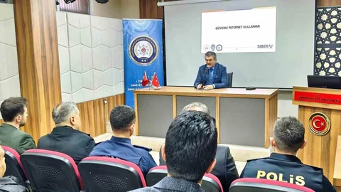 Eskişehir'de Muhtarlar ve Vatandaşlar Buluştu