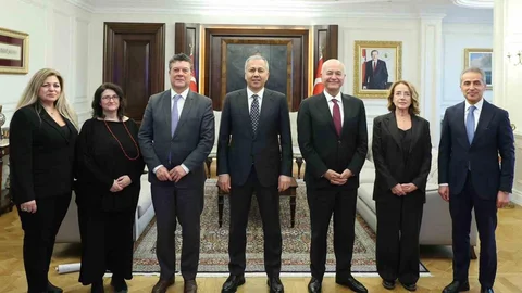 İçişleri Bakanı Yerlikaya, BM Komiseri ile Görüştü
