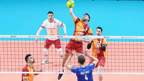 Galatasaray, Halkbank'ı 3-1 Yendi