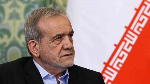 Pezeşkiyan'dan ABD Açıklaması