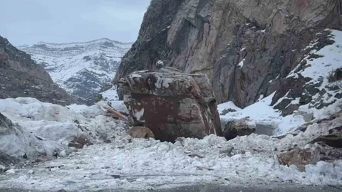 Şırnak'ta Dağdan Kaya Düşmesi Olayı