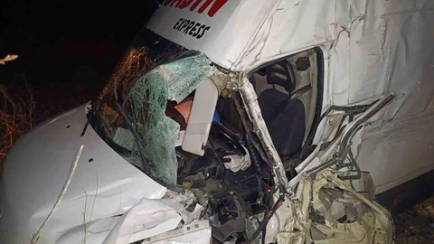 Afyonkarahisar'da Minibüs Kazası