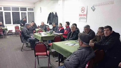 Çiftçilere Bitki Koruma Eğitimi Verildi