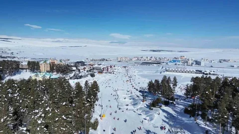 Sarıkamış Kayak Merkezi Yoğun İlgi Gördü