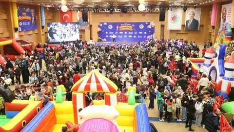 Kepez'de Sömestir Festivali Coşkusu