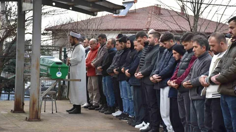 Kavgada Tüfekle Vurulan Genç Defnedildi