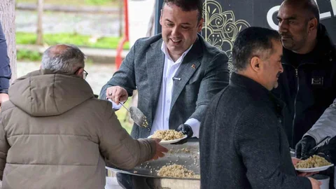Bilecik'te Şifalı Pilav İkramı