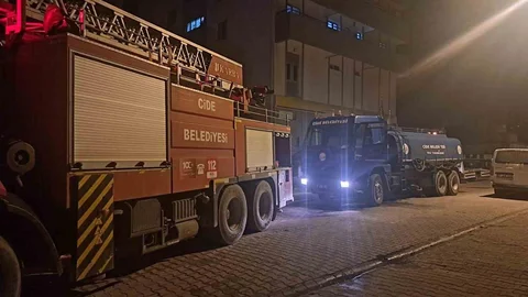 Kastamonu'da Çatı Yangını Kontrol Altına Alındı