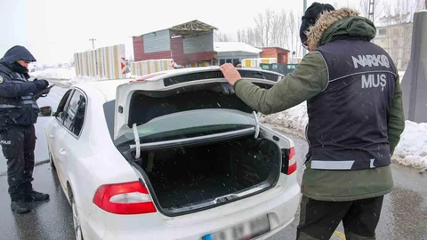 Muş'ta Narkotik Operasyonu: Uyuşturucu Ele Geçirildi