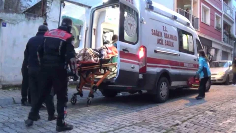 Aydın'da Baygın Bulunan Kadın Hastaneye Kaldırıldı