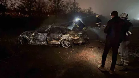 Gaziantep'te Şarampole Uçan Otomobil Alev Aldı