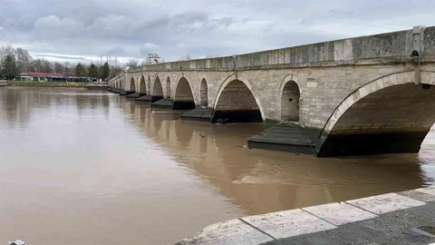 Meriç ve Tunca Nehirlerinde Su Seviyesi Artışı