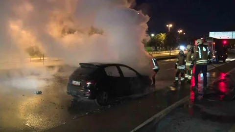 Maltepe'de Yangın Korkuttu