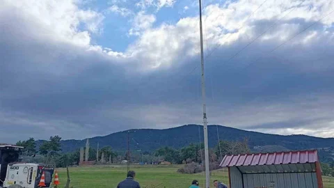 Bayrak İpi Çalındı, Tepki Gördü