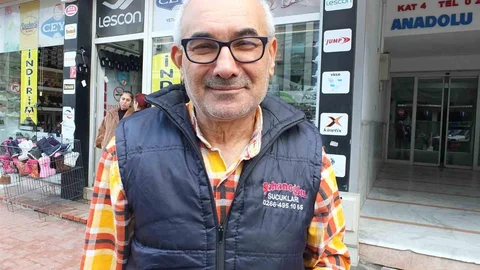 Burhaniye'de İmamdan Anlamlı Bağış