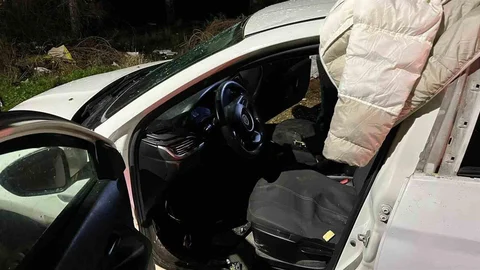 Gönen'de Park Halindeki Araçta Patlama