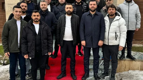 Elazığspor Yönetimi Taraftarlarla Buluştu